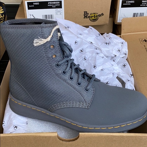 🔥The Dr. Martens Newton DM's Lite NWT - Picture 8 of 8